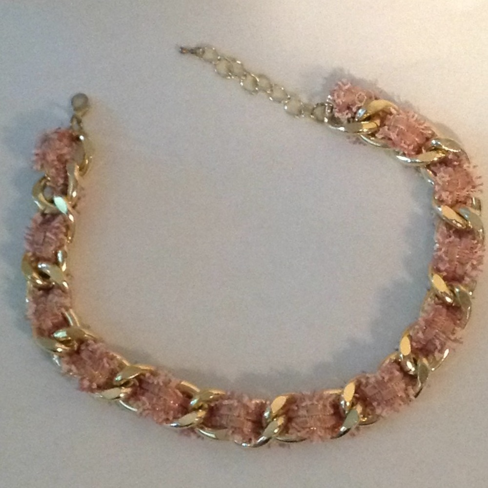Fun gold tone chocker necklace